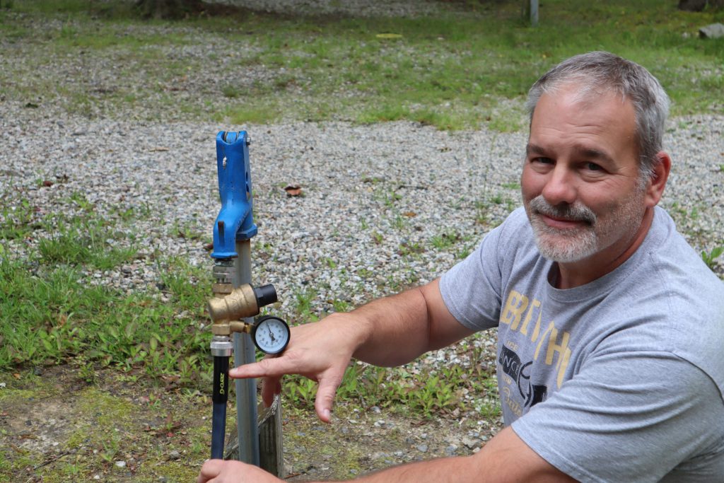 Demonstration of water faucet hookup