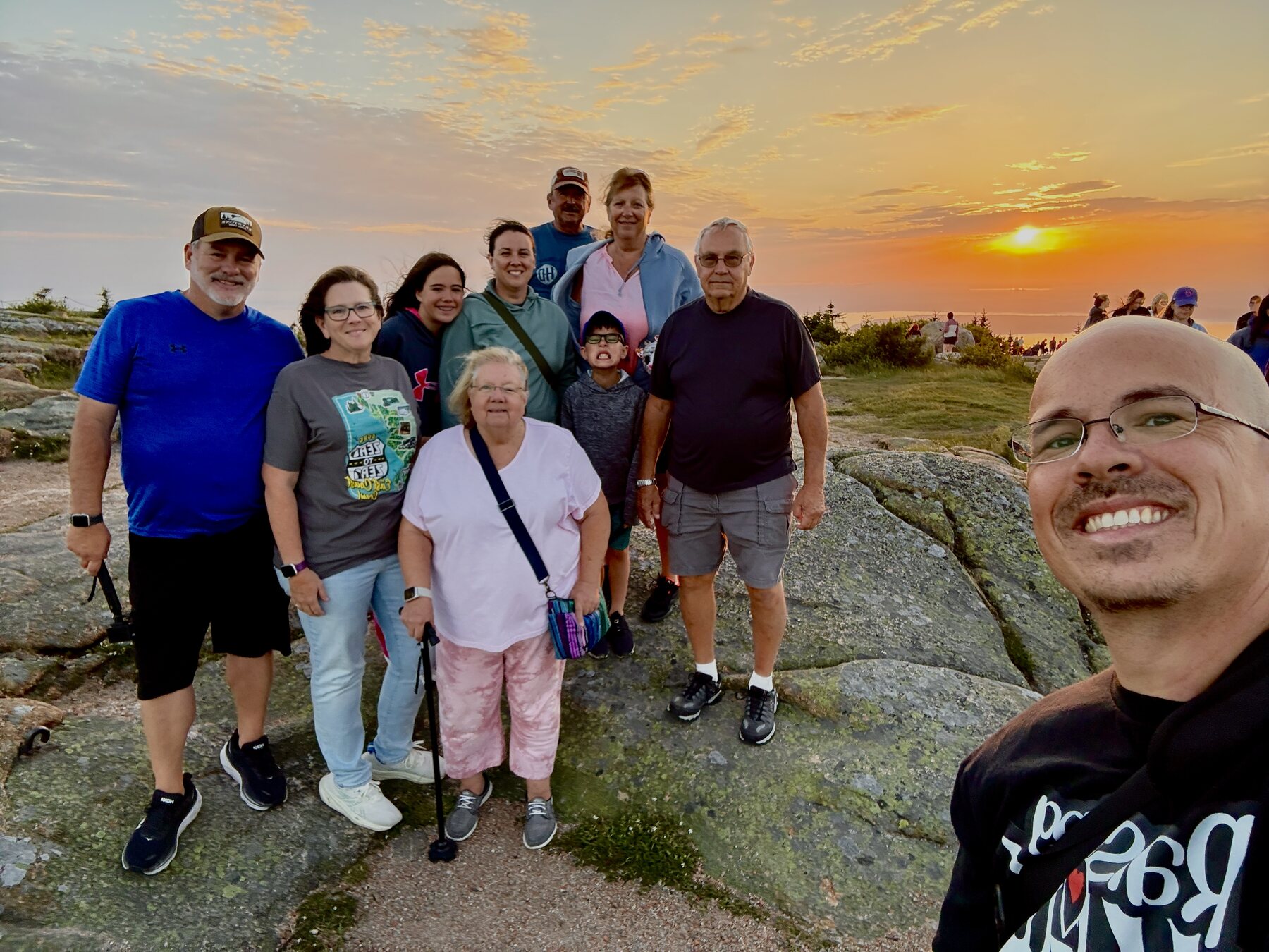 Villagers watching the sunset together on the 0 to 0 Crawl