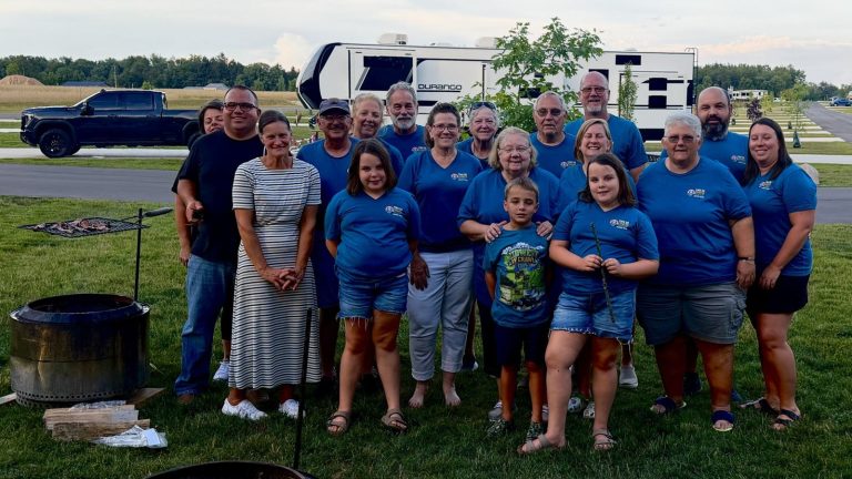 FindUsCamping Village group photo on the 2026 Midwest RV Crawl